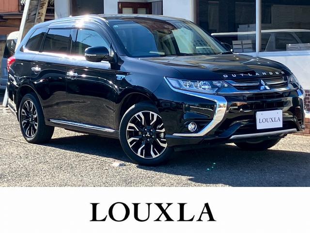 アウトランダーＰＨＥＶ(三菱) Ｇナビパッケージ　禁煙　全周囲カメラ　純正ナビ　シートヒーター　パワーシート　レーダークルーズコントロール　ブラインドスポットモニター　ＡＣ１５００Ｗ電源　障害物センサー　ＥＴＣ　パワーバックドア　ステアリングヒーター 中古車画像