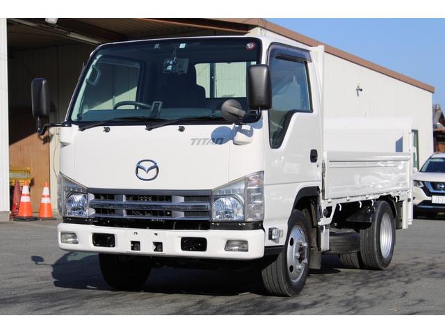 平ボディー１．５ｔ　パワーゲート（ＰＧ）４ＷＤ全低床　新明和垂直ゲートＲＥ０６☆パートタイム４ＷＤ☆Ｂモニター☆電格ミラ―☆荷台鉄板☆フォグランプ☆車両総重量４３２５ｋｇ☆荷台内寸３０８１ｘ１６２０ｘ３７０☆ゲートテーブル７９１ｘ１５２４☆床地上高７９６