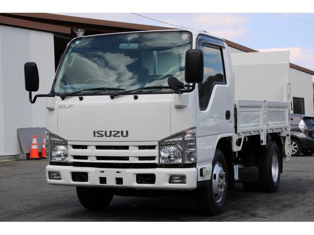 平ボディ　３ｔ積載　パワーゲート付　極東開発Ｖ８０２Ａ　３ｔ積載　大型ゲートテーブル　電格ミラー　５方開　荷床鉄板　車両総重量５８３５ｋｇ　荷台内寸３０８１－１６１４－３７３　ゲートテーブルサイズ１２２９－１５４９　床地上高９２０