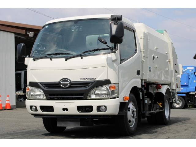 パッカー車／塵芥車　２ｔ　４．３立米　回転式　☆１１尺☆富士車輛ＣＰ２４９☆巻込式☆フォグランプ☆Ｂモニタ－☆電格ミラー☆ＥＴＣ☆スペアキー１☆車両総重量６４７５ｋｇ☆荷台内寸３５７５ｘ１６６１ｘ１０３４