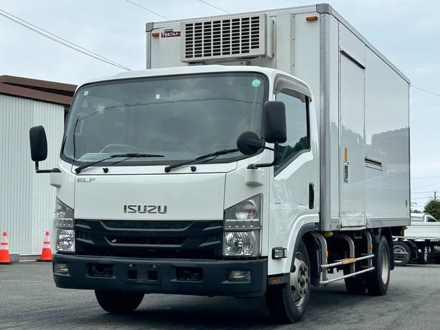 冷蔵冷凍車　ワイドロング　２．９５ｔ積載　中温　デンソー冷凍機　－７℃設定　バックモニター　スマートキー　電格ミラー　日本フルハーフＧＡＤ　サイドドア　仕切扉　冷凍機Ｘ２　車両総重量６７１５ｋｇ　荷台内寸４４７３－１８９６－１９８１　床地上高９６９
