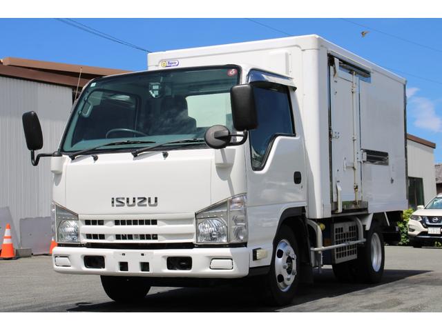 エルフトラック 冷蔵冷凍車　１．５ｔ積載　低温　東プレＭＪ２２ＬＯＣ－Ｑ　－３０℃設定　サイドドア　バックモニター　電格ミラー　１．５ｔ積載　車両総重量４１６５ｋｇ　荷台内寸３０５０－１５６１－１３２４　床地上高９６８（1枚目）