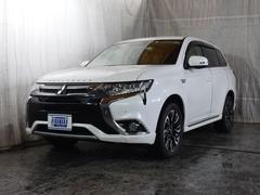 三菱　アウトランダーＰＨＥＶ　Ｇセーフティパッケージ　４ＷＤ　１年保証　夏冬タイヤ付