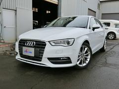 アウディ　Ａ３　スポーツバック１．８ＴＦＳＩクワトロ　４ＷＤ　後期モデル　純正ナビ＆ＴＶ