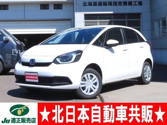 ｅ：ＨＥＶベーシック　４ＷＤ　Ｂ保証　２年車検（付）・ホンダセンシング・衝突軽減Ｂ・ナビ・ＢＴ・Ｂカメラ・スマートキー・レーダークルコン・ＥＴＣ・コーナーセンサー・ＶＳＡ・Ｐスタート・ＬＥＤ・ワイパーデアイサー