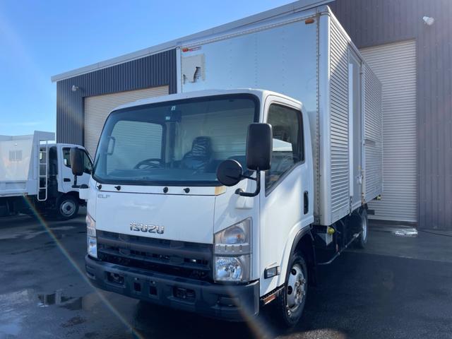 ２ｔ積ワイドロング箱車　フル装備　ＥＴＣ　ＡＴ　４ＷＤ　ナビ