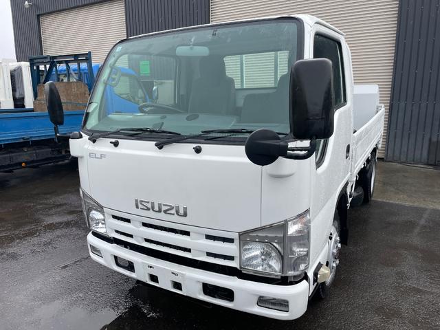エルフ　２ｔ積　ショート　平ボデー　４ＷＤ　入庫♪ 荷台内寸３０６ｘ１６２　５ＭＴ　フル装備　アーム式Ｐ／Ｇ　荷台塗装済