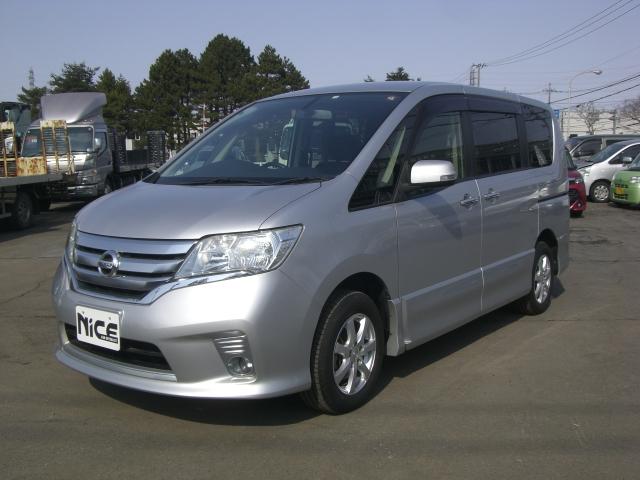 日産 セレナ ハイウェイスター　Ｖセレクション　４ＷＤ　純正ナビ