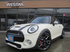 ＭＩＮＩ　ＭＩＮＩ　クーパーＳ　１オーナー　ＪＣＷ１８インチＡＷ　ＪＣＷブレーキ