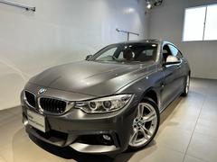 ＢＭＷ　４シリーズ　４２０ｉ　ｘＤｒｉｖｅグランクーペ　Ｍスポーツ　コーラルレッドレザーシート