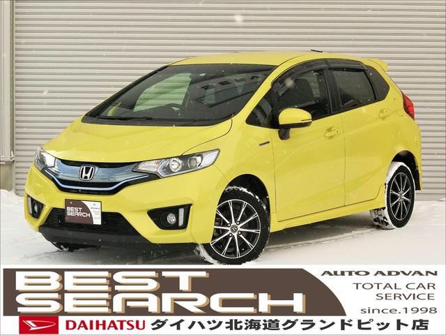 Sパッケージ 4WD あんしんパッケージ LEDヘッドライト クルーズコントロール ドライブレコーダー エンジンスターター 純正インターナビ フルセグ対応 バックカメラ パドルシフト フロントガラス熱線(1枚目)
