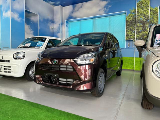 Ｘ　リミテッドＳＡＩＩＩ　届出済み未使用車　スマートアシスト　ＬＥＤヘッドライト　オートライト　オートハイビーム　キーレスエントリー　アイドリングストップ　パワーステアリング　パワーウインドウ　電動格納ミラー　コーナーセンサー