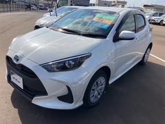 ヤリス ハイブリッドX 4WD ナビ オートクルーズコントロール レーンアシスト 衝突被害軽減システム オートマチックハイビーム オートライト スマートキー 電動格納ミラー 100V電源 CVT 盗難防止システム 中古車画像