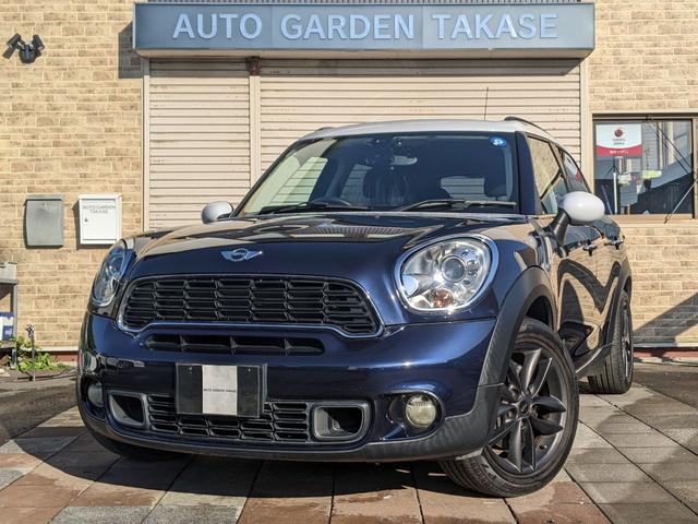 ＭＩＮＩ クーパーＳ　４ＷＤ　ナビ　アルミホイール　ＨＩＤ　ＡＴ　盗難防止システム　ＡＢＳ　ＣＤ　Ｂｌｕｅｔｏｏｔｈ　エアコン　パワーステアリング　パワーウィンドウ