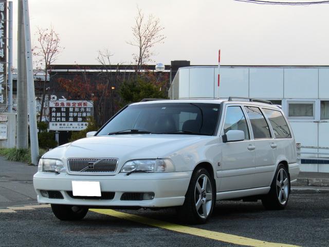 ボルボ v70 r awd dohcターボ4wd サンルーフ ハーフレザーシートの中古車 グーネット中古車 ボルボ v70 r awd dohcターボ4wd サンルーフ ハーフレザーシートの中古車 グーネット中古車