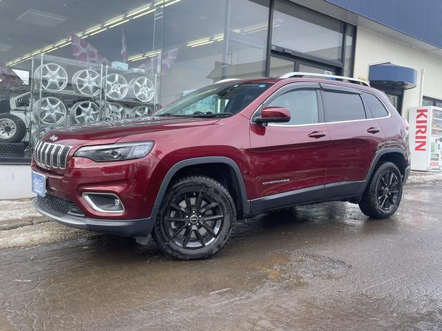 リミテッド　４ＷＤ　ドライブレコーダー　ＥＴＣ　バックカメラ　クリアランスソナー　オートクルーズコントロール　レーンアシスト　パワーシート　パークアシスト　衝突被害軽減システム　ナビ　ＴＶ　オートライト