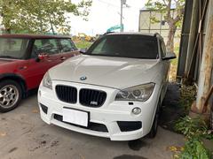 ＢＭＷ　Ｘ１　　クリアランスソナー　ミュージックプレイヤー接続可　アルミホイール