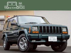 ジープ・チェロキー クラシック /200台特別限定車/内装ベージュ/本州仕入れ/ワンオーナー車両/正規ディーラー車両/電動パワーシート/フォレストグリーン色/純正アルミホイール/ルーフレール/ヒッチメンバー/ABS/AIRBAG/ 中古車画像