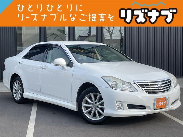 ロイヤルサルーンｉ－Ｆｏｕｒ　ナビパッケージ　４ＷＤ　ＥＴＣ　オートクルーズコントロール　バックカメラ　ナビ　ＴＶ　アルミホイール　オートライト　ＨＩＤ　ＡＴ　シートヒーター　スマートキー　電動格納ミラー　盗難防止システム　パワーシート　ＣＤ