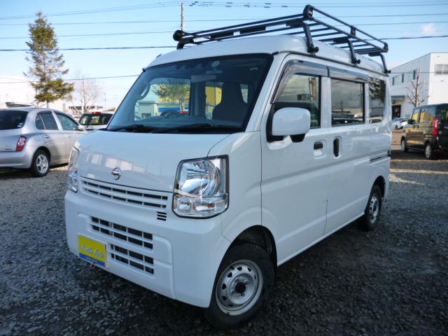 ＤＸ　ＧＬセーフティパッケージ　４ＷＤ　エマージェンシーブレーキ　ナビ　Ｂカメラ