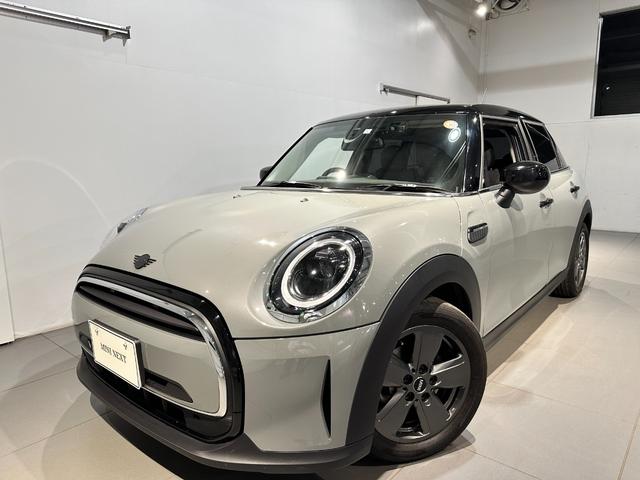 ワンオーナー　プレミアムプラス　前席シートヒーター ＭＩＮＩ　ＮＥＸＴ　２年距離距離無制限保証　クラシックトリム　１６インチ