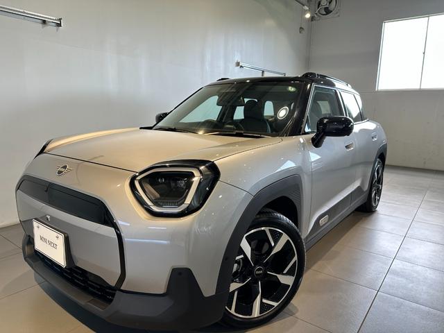 弊社デモカー　前席シートヒーター　ステアヒーター ＭＩＮＩ　ＮＥＸＴ　２年距離距離無制限保証　クラシックトリム　１８インチ