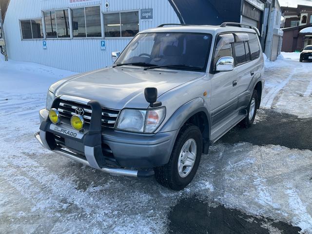 ＴＸ　４ＷＤ　アルミホイール　電動格納ミラー　ＡＴ　ＣＤ　３列シート　フルフラット　ＡＢＳ　エアコン　パワーステアリング　パワーウィンドウ