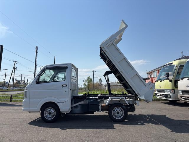 頑丈ダンプ　土砂禁止ダンプ　５速マニュアル　副変速機付き４ＷＤ　エアコン　パワステ　荷台床内側塗装済み　　内寸法１８９Ｘ１３８Ｘ３２センチ　電動ダンプ