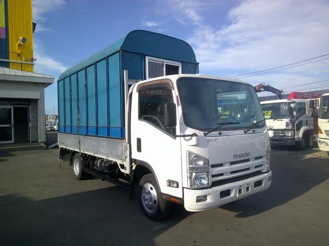 ２トン　４ＷＤ　ワイドロング　馬運車　競走馬輸送車　家畜車　オートマ　上物取り外しタイプ　馬積み場仕様　荷台内寸長さ４３４センチ　幅１９１センチ