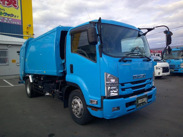 フォワード 増トン プレス式 パッカー車 極東 10.2m3 3人乗り 積載6300k 連続作動 バックカメラ 車検令和8年9月(1枚目)