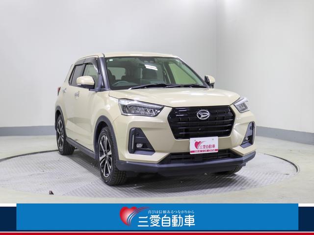 純正ナビ　ＥＴＣ　バックカメラ　衝突軽減サポート シートＨ　ＨＤＭＩ　スマホ置くだけ充電　コーナーセンサー　純正ＡＷ