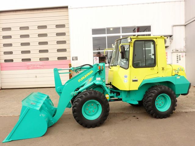 日本(国産車その他) 古川　ホイルローダー　ＳＬ３０２−３　バケット容量０．４ｍ３ 中古車画像