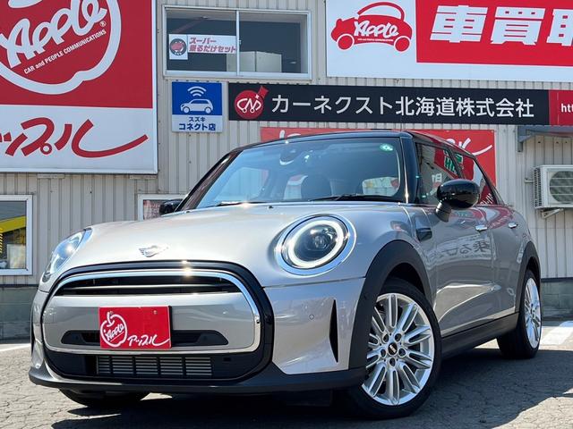 ＭＩＮＩ ＭＩＮＩ クーパーＤプレミアムプラスパッケージクラシックトリム　インテリジェントセーフティ　ディスプレイオーディオ　バックモニター