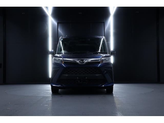 トール(ダイハツ) Ｘ　４ＷＤ　片側電動両側スライドドア　ナビゲーション　オートエアコン　オートハイビーム　クリアランスソナー　フルフラット　ウォークスルー　ドライブレコーダー　レンタカーアップ 中古車画像