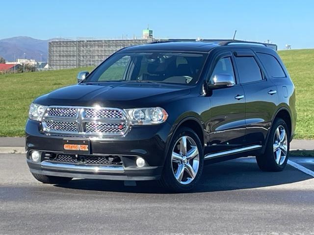 ダッジ シタデル　４ＷＤ　５．７Ｌ　ＨＥＭＩ　新車並行　プッシュスタート　シタデルレザーシート　サンルーフ　ナビ地デジ　フロント　サイド　バックカメラ　スマートキー　パワーバックドア　１ナンバー可