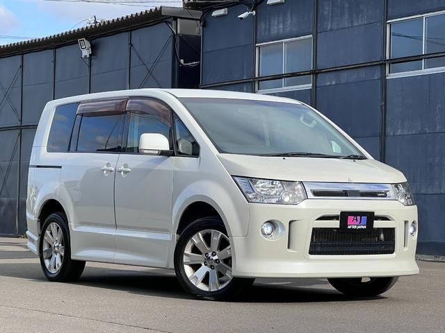 デリカＤ：５ ローデスト　Ｇ　パワーパッケージ　本州仕入　４ＷＤ　ローデストエアロ　パワースライドドア　ＳＤナビ　ＤＶＤ　フルセグ　ブルートゥース　Ｂカメラ　アルパインフリップダウンモニター　ルーフイルミネーション　ＨＩＤヘッドライト　ＬＥＤフォグ（1枚目）