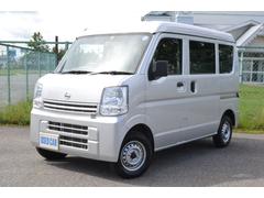 日産　ＮＶ１００クリッパーバン　　４ＷＤ　ＭＴ　４人乗り