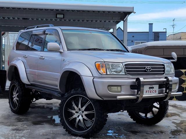 ＶＸ　４ＷＤ　リフトアップ　３５インチマッドタイヤ＋２４インチＡＷ　地デジ内蔵Ｂｌｕｔｏｏｔｈ付ナビ＋バックカメラ　ディーゼル　キーレス