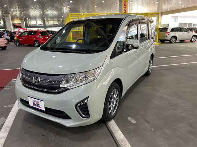 Ｇ　４ＷＤ　ＥＴＣ　バックカメラ　オートクルーズコントロール　両側スライド・片側電動　スマートキー　アイドリングストップ　電動格納ミラー　後席モニター　３列シート　フルフラット　ウォークスルー　ＣＶＴ