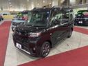 車両周辺をカメラ映像で確認できる機能！全周囲カメラ！ アイドリングストップ　電動格納ミラー　シートヒーター　ベンチシート　ＣＤ
