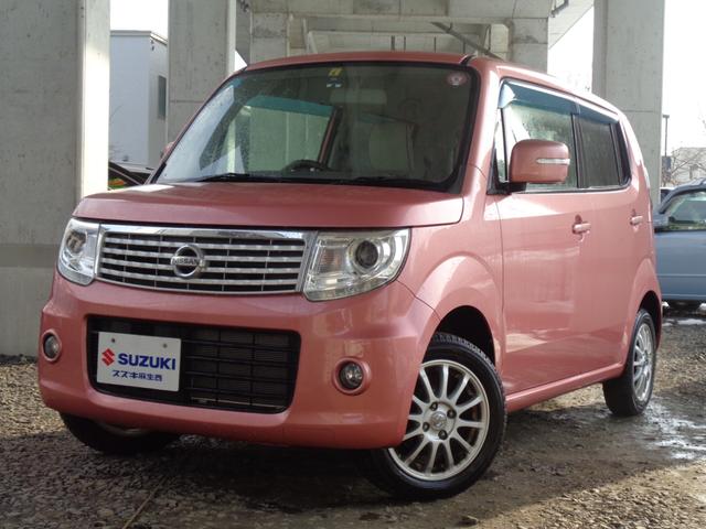 ドルチェＸ　ＦＯＵＲ　４ＷＤ　禁煙車　本州車　ナビＴＶ　スマートキー　１４ＡＷ＋新品タイヤ　ＡＡＣ　シートヒーター　ＥＴＣ　ミラーヒーター　アイドリングストップ　ホワイトレザーシート　ミラーウィンカー　ＨＩＤ　オートライト
