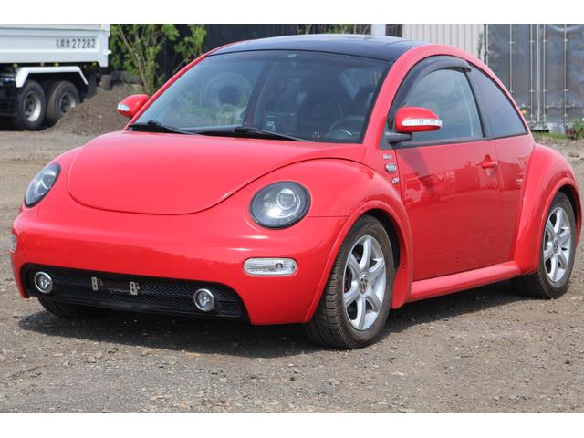 ニュービートル(フォルクスワーゲン) ベースグレード　サンルーフ　エンスタ　車高調　リアスポイラー　左ハンドル 中古車画像