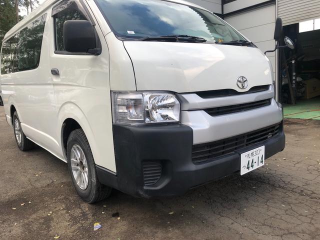 トヨタ ハイエースワゴンdx 10人乗り 4wd 車検r5年2月の中古車 車体価格168 8万円 15 平成27 年式 走行7 1万キロ 車体色ホワイト 北海道石狩市樽川443番地15 ezo ism 株 エゾイズムの在庫 グーネット中古車 トヨタ ハイエースワゴンdx 10人乗り 4wd 車検r5年2月の中古車 車体価格168 8万円 15 平成27 年式 走行7 1万キロ 車体色ホワイト 北海道石狩市樽川443番地15 ezo ism 株 エゾイズムの在庫 グーネット中古車