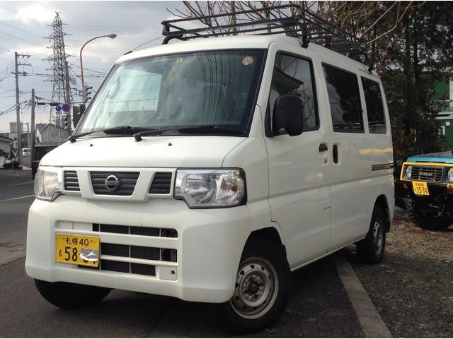 日産 ＮＶ１００クリッパーバン 　軽キャン　大型収納式天井　床下収納大型テーブル二個