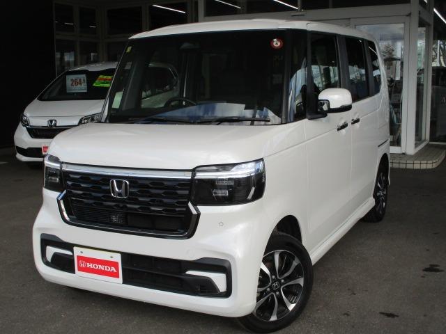 Ｎ−ＢＯＸカスタム(ホンダ) コーディネートスタイル　４ＷＤ　メモリーナビ　バックカメラ　両側電動スライドドア　ベンチシート　フルフラット 中古車画像