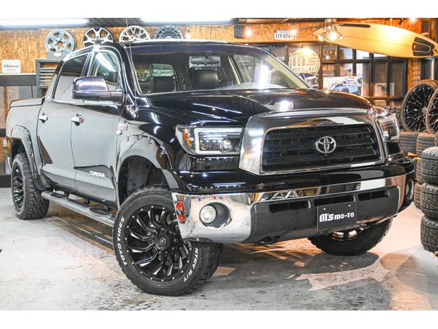タンドラ(トヨタ) クルーマックス　ＳＲ５　ＸＦ　ＯＦＦＲＯＡＤ　ＸＦ２２４　２０ｉｎ・ＯＰＥＮ　ＣＯＵＮＴＲＹ　Ｒ／Ｔ・ＬＥＥＲハードトノカバー・ヒッチメンバー・Aftermarketヘッドライト 中古車画像