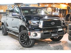 タンドラ クルーマックス SR5 XF OFFROAD XF224 20in・OPEN COUNTRY R/T・LEERハードトノカバー・ヒッチメンバー・社外ヘッドライト 中古車画像