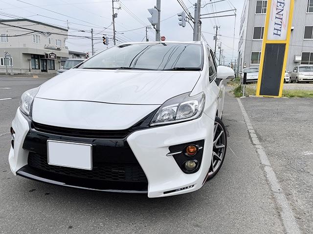 トヨタ プリウスｓツーリングセレクション ｇ ｓ 後期 ワンオーナー 寒冷地仕様 修復歴無の中古車 車体価格99 8万円 14 平成26 後年式 走行9 1万キロ 車体色ホワイトパールクリスタルシャイン 北海道札幌市東区東雁来８条１丁目８ １４１ ８ 株式会社ｕｌｔｉｍａ