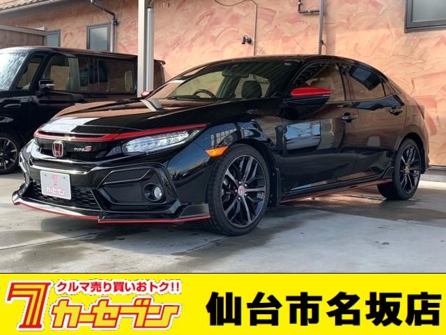 ハッチバック　ホンダセンシング　６速マニュアル　ロッソモデロマフラー　Ｂｌｕｅｔｏｏｔｈ対応ナビ　バックカメラ　ＥＴＣ２．０　フルセグＴＶ　レーダークルーズコントロール　シートヒーター　ミラーヒーター　ホンダセンシング　純正ＡＷ