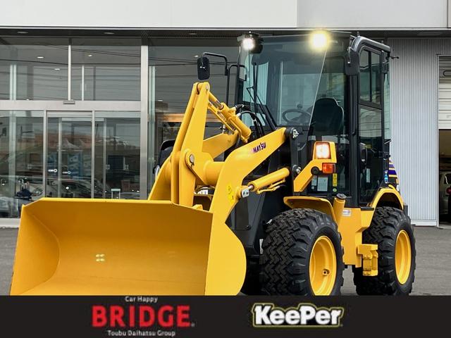 コマツ　ホイールローダー　除雪仕様　ＹＤＭ－ＷＡ１１３Ａ　２０２３年式　アワー１１２時間　小型特殊標識有　エンジン型式４Ｄ８８Ｅ　２．２リッタディーゼル　型式認定番号２２３５　０．６ｍ３バケット　シートサス　ヒーター